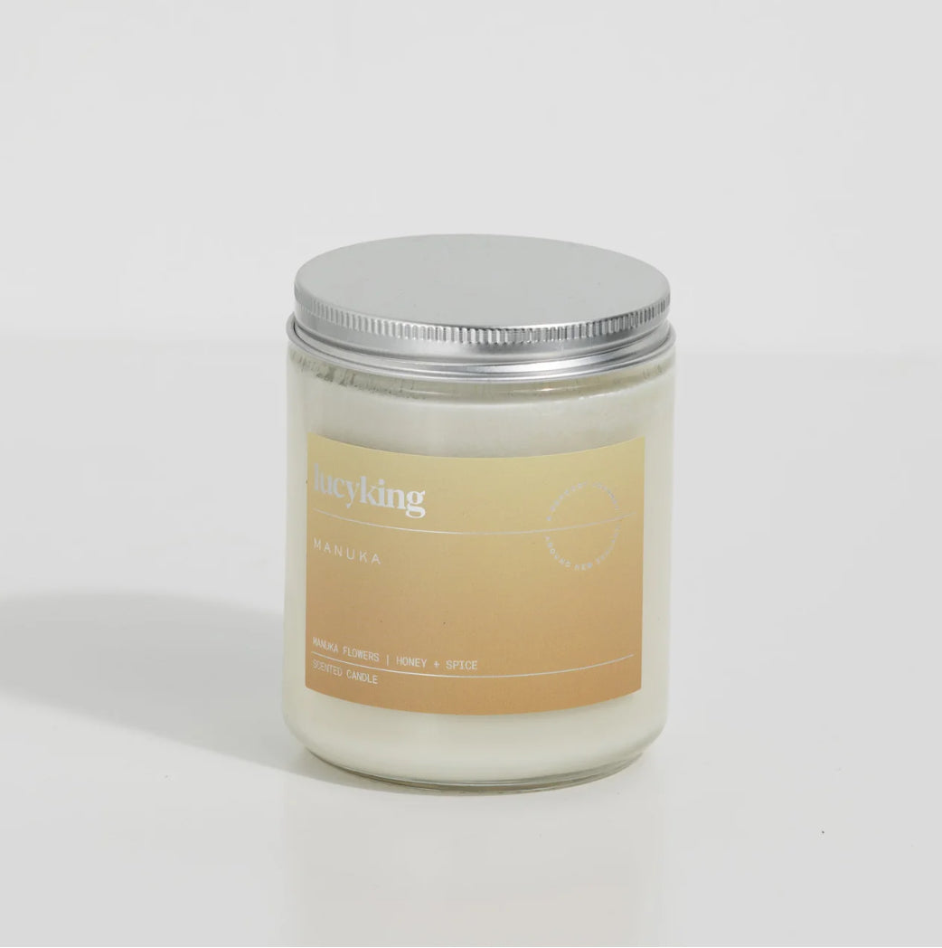 LUCY KING - Medium Candle (Manuka)